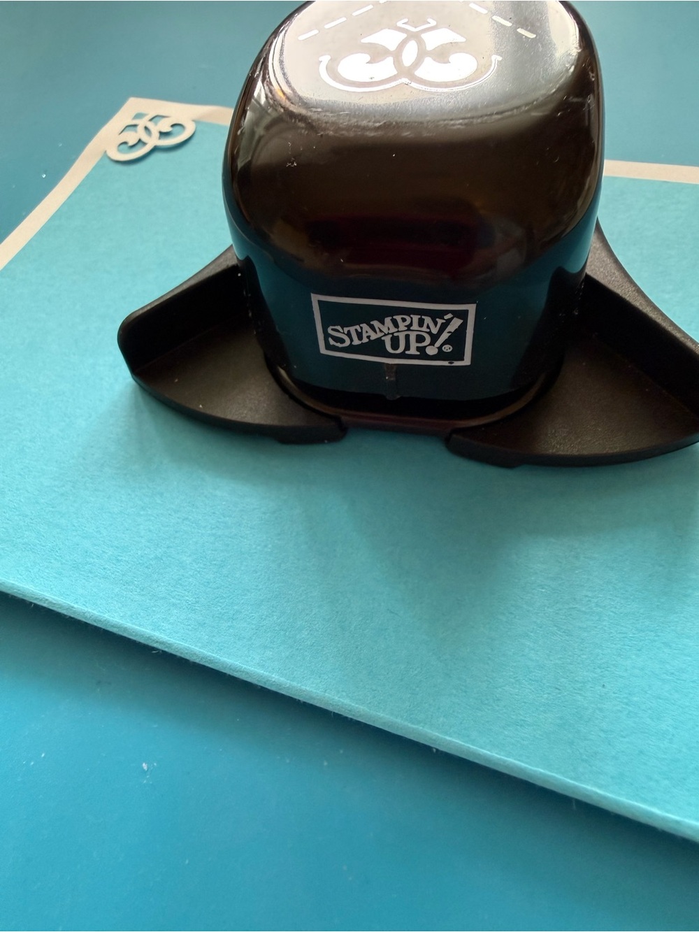 Stampin Up Fancy Corner Punch